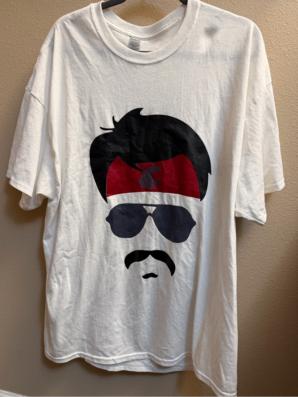 GARDNER MINCHEW  Cougar White Tee Adult Unisex WSU Vibes Mustache Jaguars SZ XXL - Picture 4 of 7